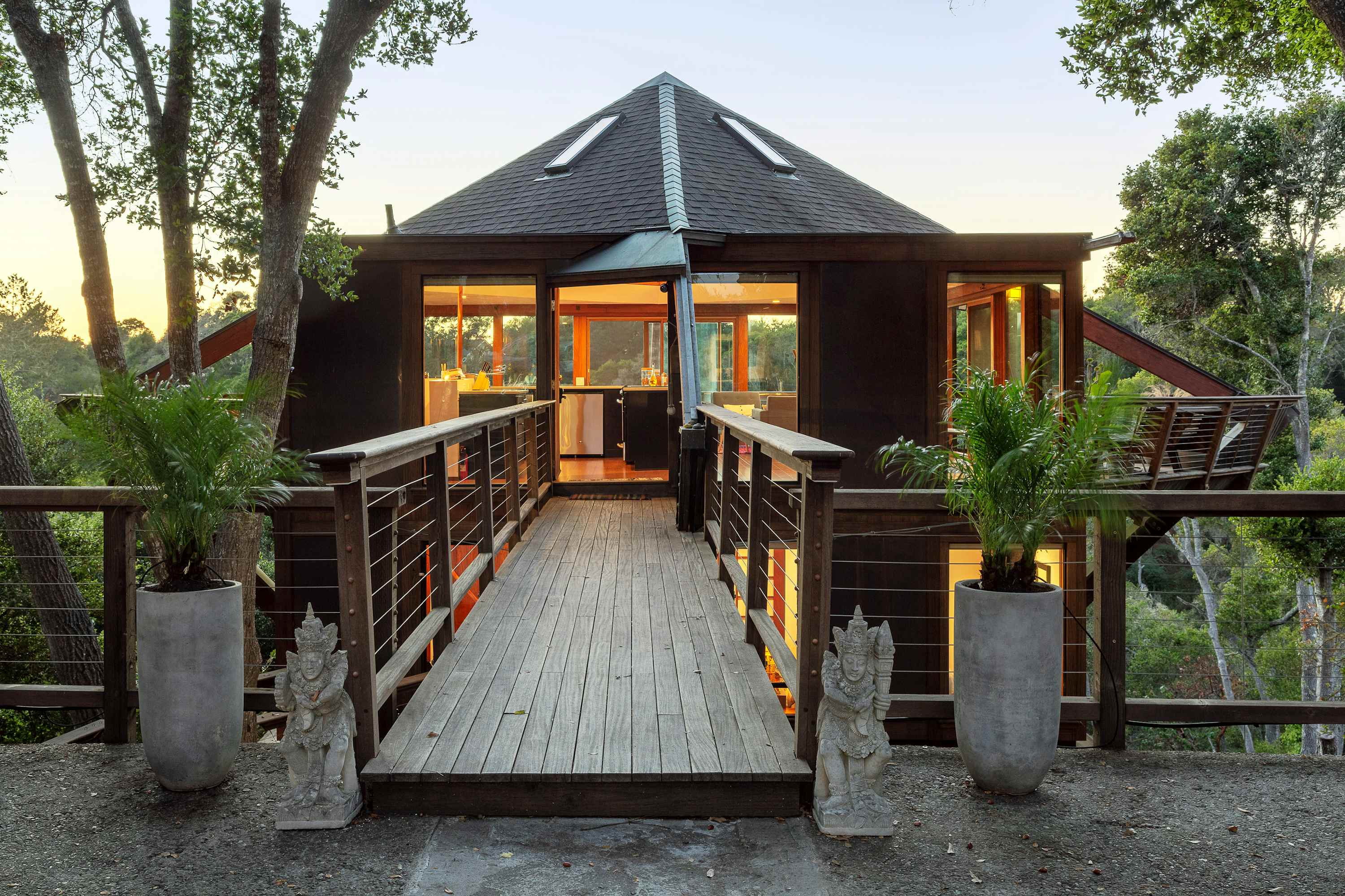 The 13 best tree house  vacation  rentals in the US Lonely Planet